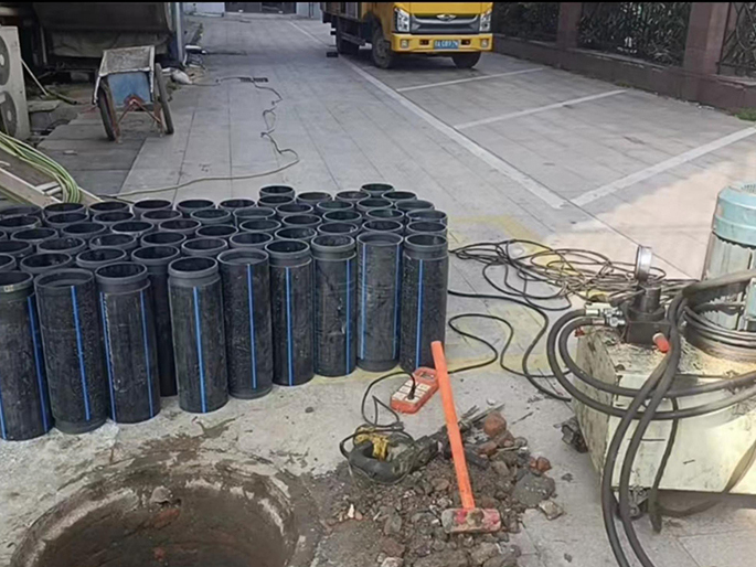 榆次PE置换管厂家 DN315置换管 非开挖管短管置换